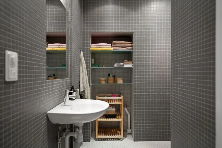 Small Bathrooms Work Better When You Stop Fighting the Space Small Bathrooms Work Better When You Stop Fighting the Space