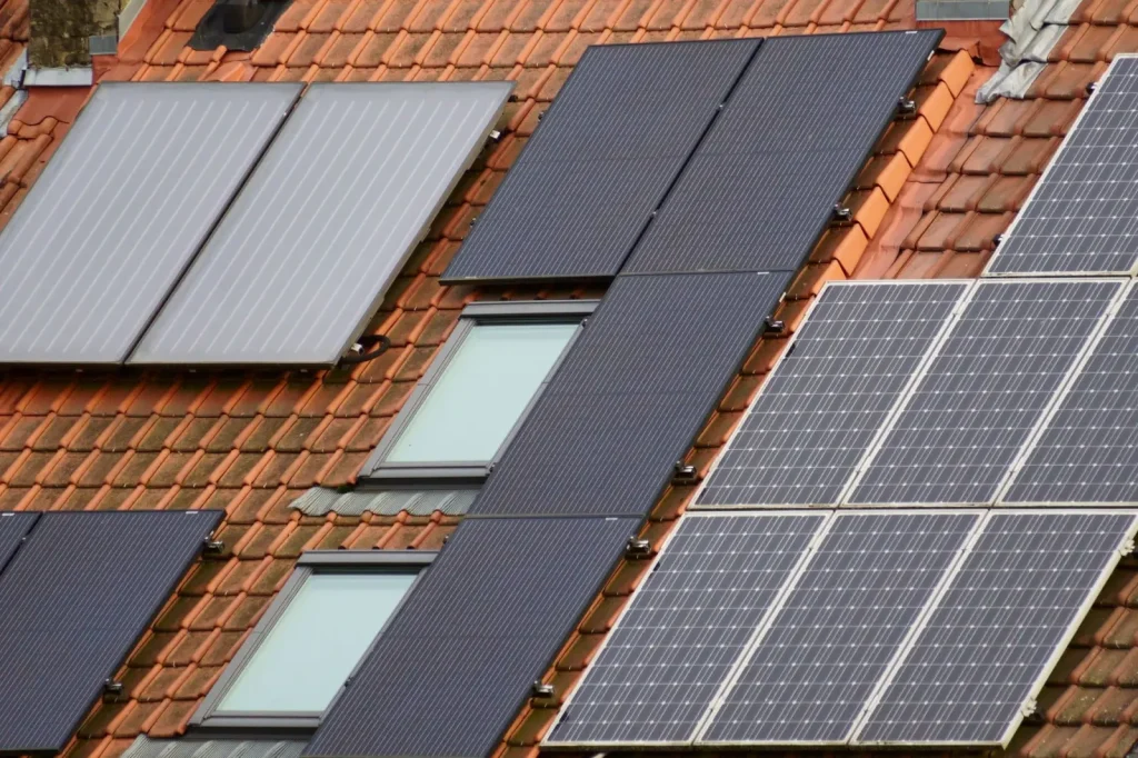 How Solar and Battery Systems Work Together