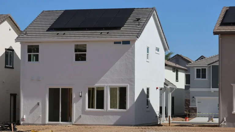 How Solar Feed-In Tariffs Work in Australia How Solar Feed-In Tariffs Work in Australia