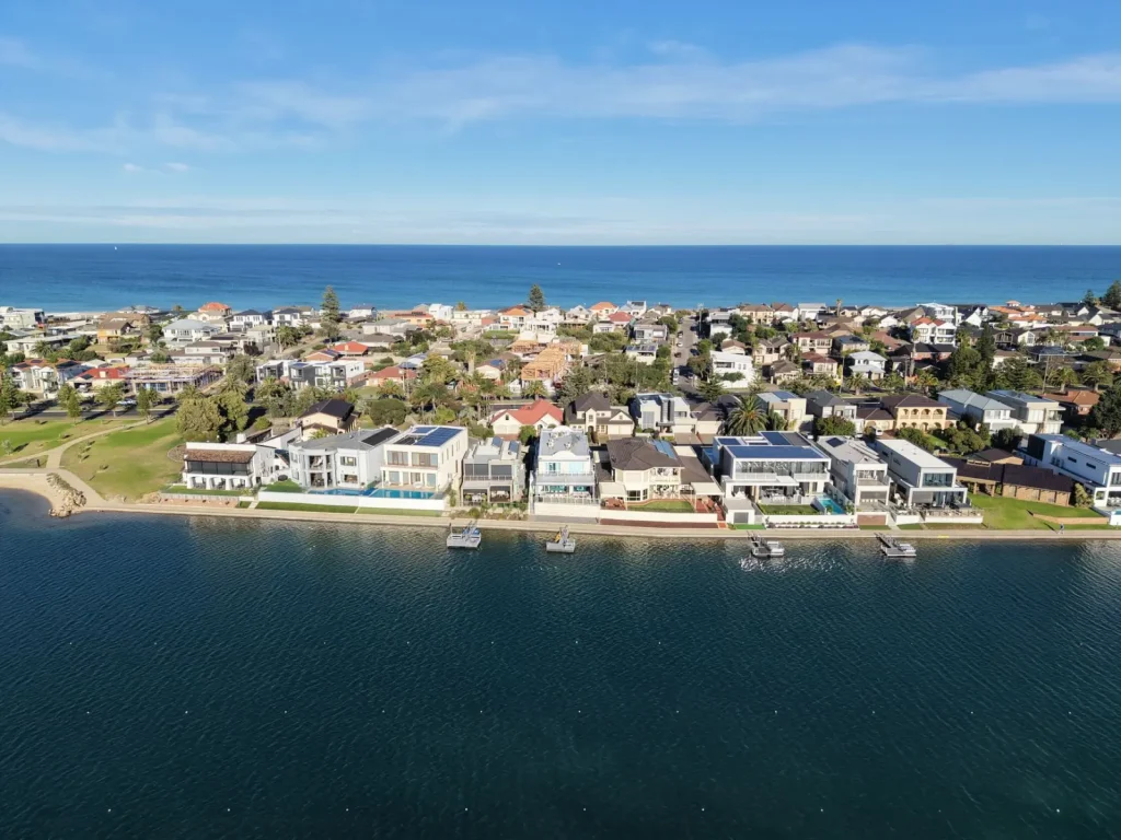 Rising Seas and Shifting Values in Australian Coastal Homes