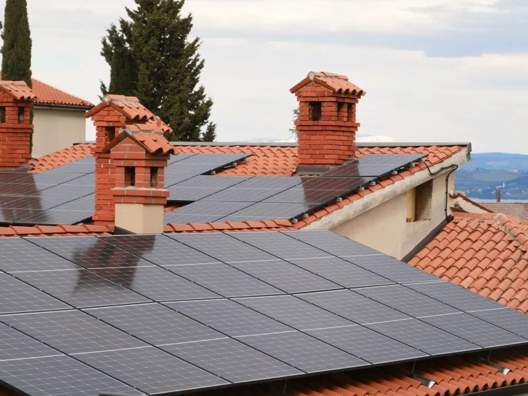 Solar Panels for Australian Homes: What Actually Matters Before You Install Solar Panels for Australian Homes: What Actually Matters Before You Install