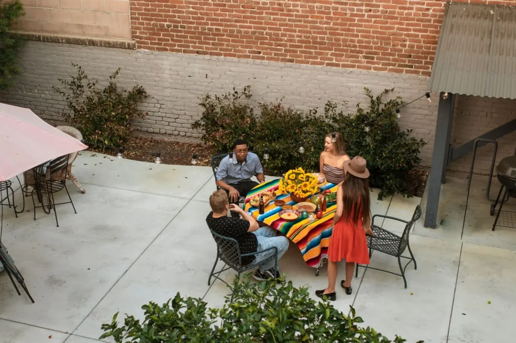 Designing an Outdoor Entertaining Space That Actually Works