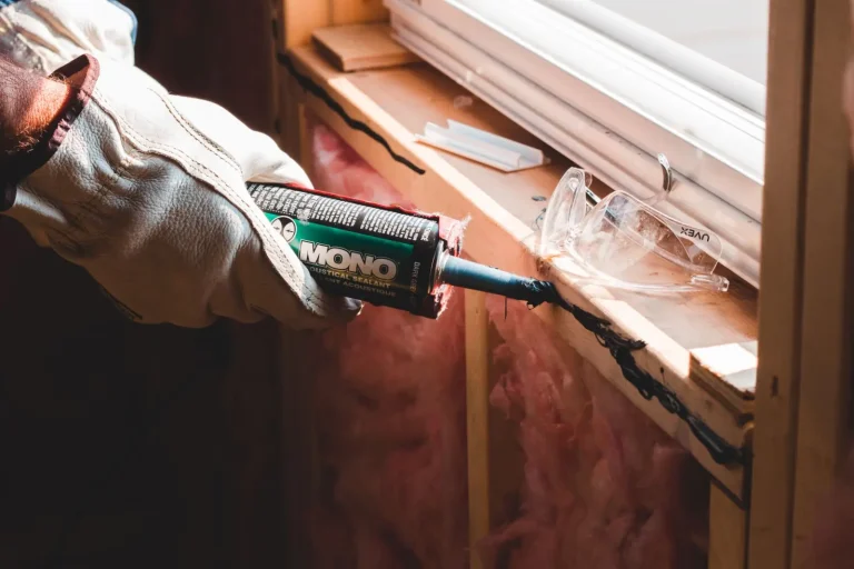 Roof Insulation's Real Impact on Home Comfort and Energy Use Roof Insulation's Real Impact on Home Comfort and Energy Use