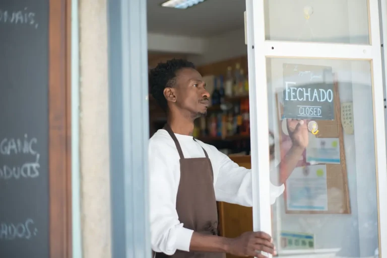 Small Business and Australia's Low-Carbon Shift Small Business and Australia's Low-Carbon Shift