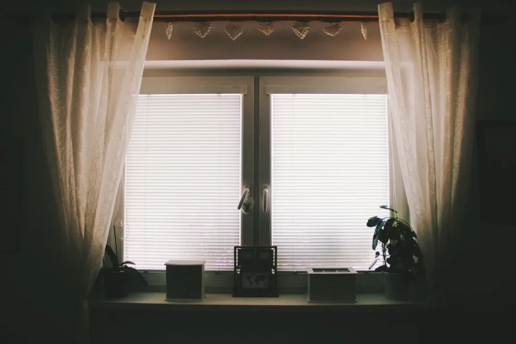 Choosing Curtains and Blinds for Light, Privacy, and Warmth